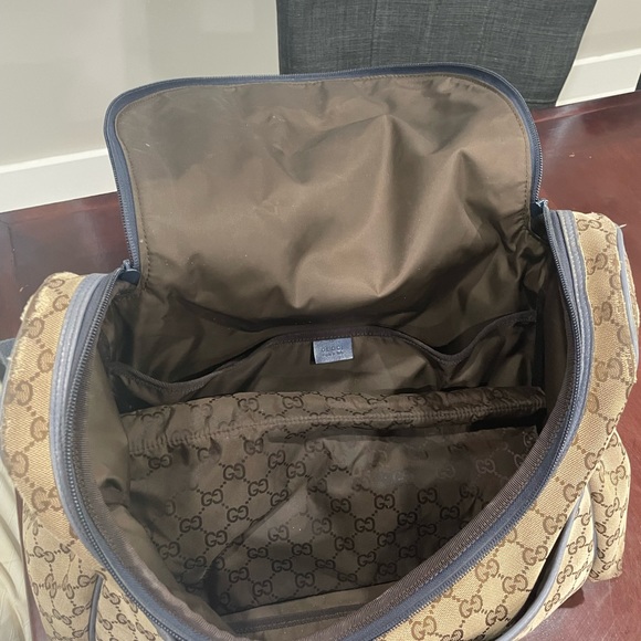 100% authentic Gucci bag tan and blue color